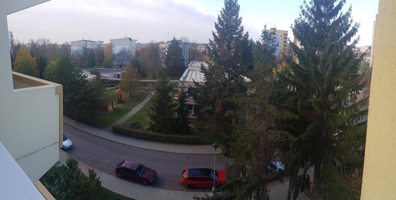 1+1 Znojmo Apartment Bagian luar foto